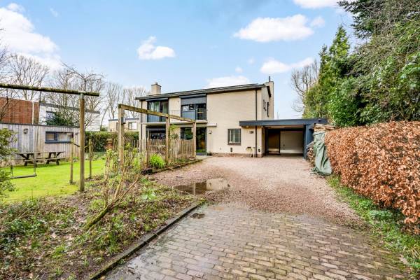 Woning Sparrenlaan 31 Emmen