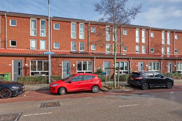 Woning Vrouw Avenweg 140 Den Haag