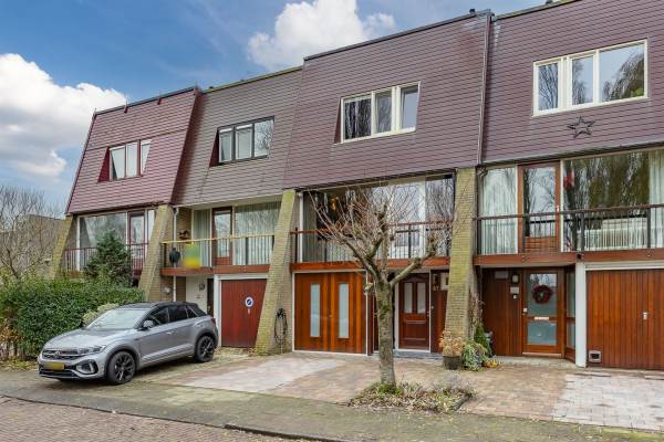 Woning Surinamesingel 87 Vlaardingen