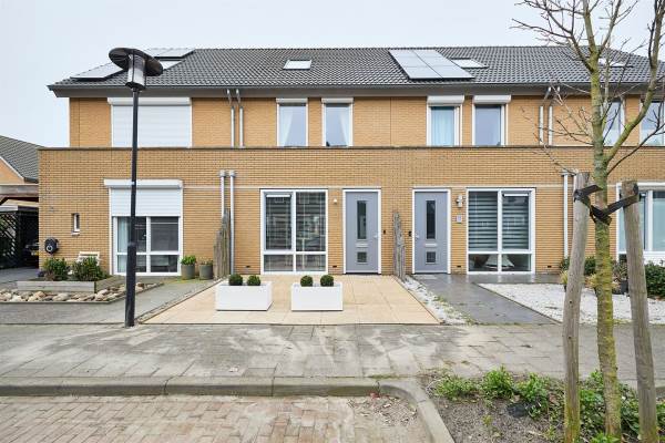 Woning Rijnaakwerf 13 Terneuzen