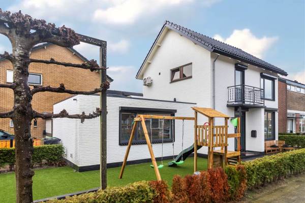 Woning Weverijstraat 2 's-Gravendeel