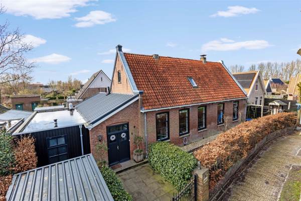 Woning Kerkplein 5 Vrouwenparochie