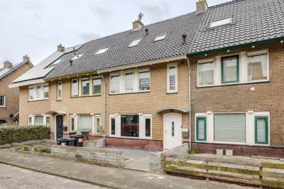 Woning Kastanjelaan 63 Zwanenburg