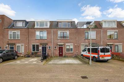 Woning Irawan Soejonostraat 21 Amsterdam