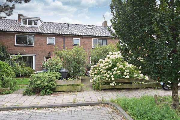 Woning Dennenlaan 6 Loosdrecht