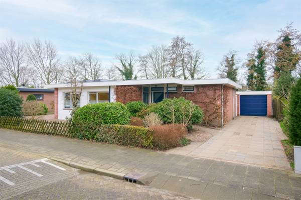 Woning Meester J. de Vriesstraat 8 Julianadorp