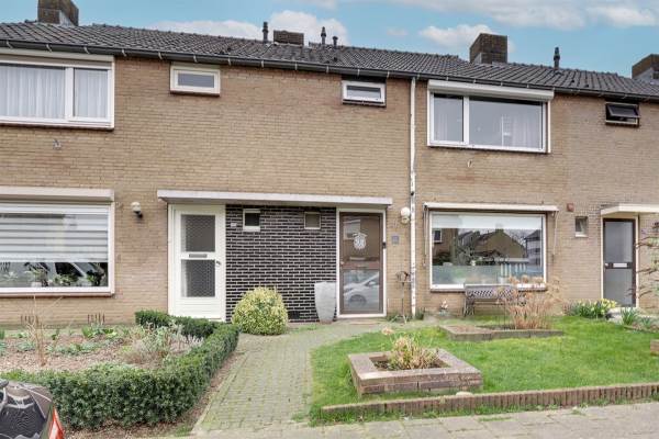 Woning Lijsterbeslaan 27 Duiven