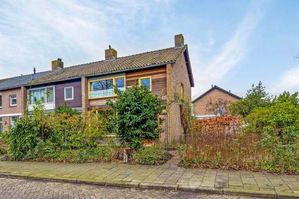 Woning Burgemeester Elkhuizenlaan 9 Halsteren