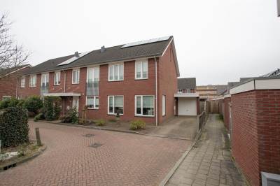 Woning Esrand 40 Vriezenveen