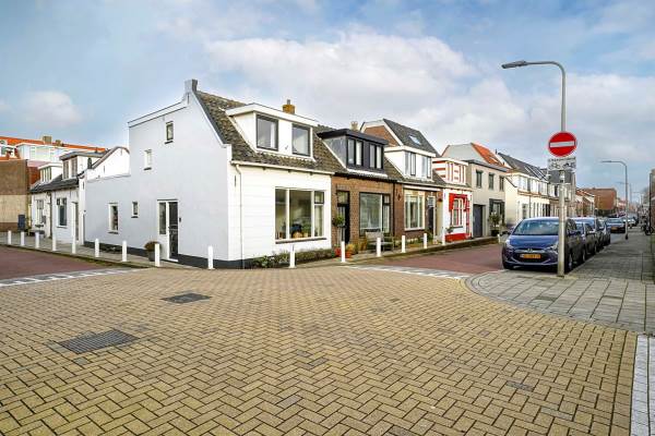 Woning Wethouder F.E. Meerburg sr. kade 2 Katwijk (ZH)