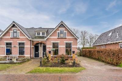 Woning Haadwei 14 De Falom
