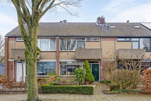 Woning Aardbeistraat 8 Eindhoven