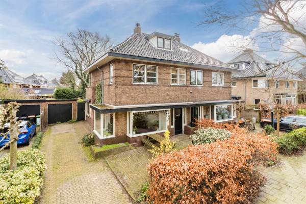 Woning J. Kostelijklaan 7 Velsen-Zuid