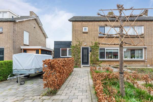 Woning Esdoornlaan 17 Alblasserdam