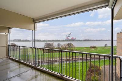 Woning Merellaan 813 Maassluis