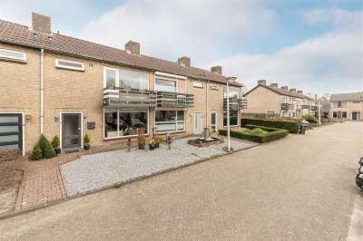 Woning van Beeckstraat 4 Oirschot