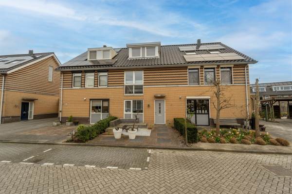 Woning Locomotiefwei 9 Barendrecht