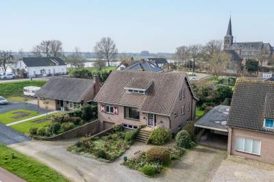 Woning van Rechterenstraat 2 Appeltern