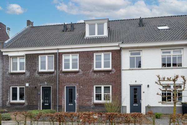 Woning Beukenlaan 13 Dirksland