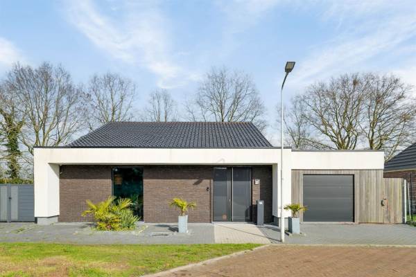 Woning Achterstraat 19a Lamswaarde