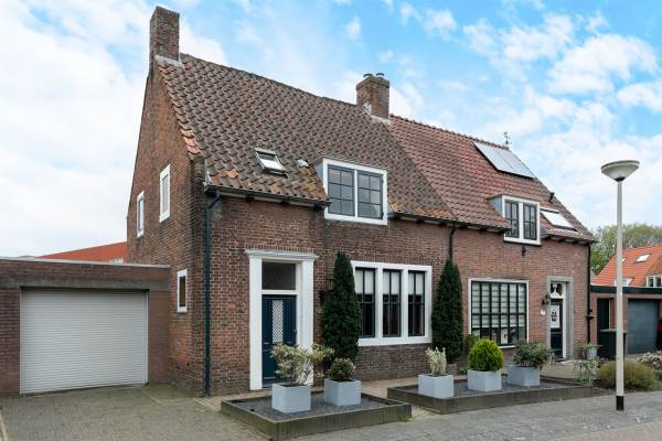 Woning Adriaan Poirtersstraat 8 Bergen op Zoom