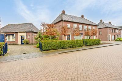 Woning Engelbertstraat 1 - 3 Alphen (NB)