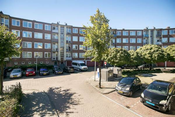 Woning Jan Zwanenburghof 121 Amsterdam