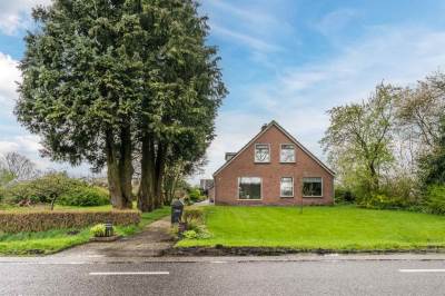 Woning Molenweg 32a Tiendeveen (Gem. Hoogeveen)