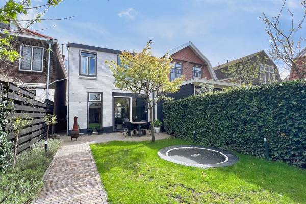 Woning Burgemeester de Bruïnelaan 127 Zwijndrecht
