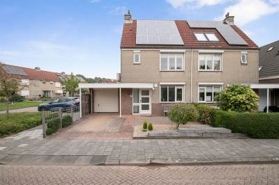 Woning Oudeland 10 Puttershoek