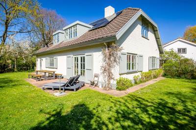 Woning Eikenlaan 12 Oostkapelle