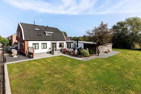 Woning Gronausestraat 443 Glane