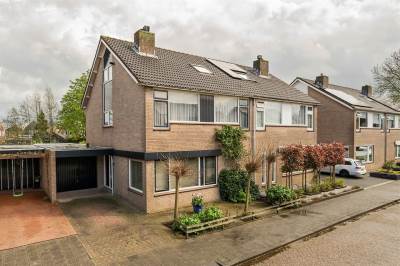 Woning Van Naaldwijcklaan 8 Leerdam