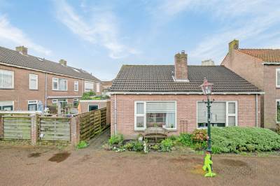 Woning Burg H v Sleenstr 1 Brielle