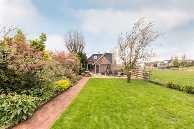 Woning Schenkeldijk 75 Strijen