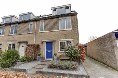 Woning Maria van Osstraat 1 Hendrik-Ido-Ambacht