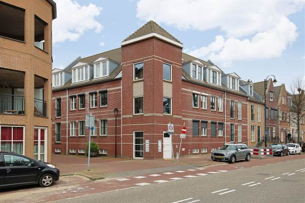 Woning Laan van Broekpolder 405 Heemskerk