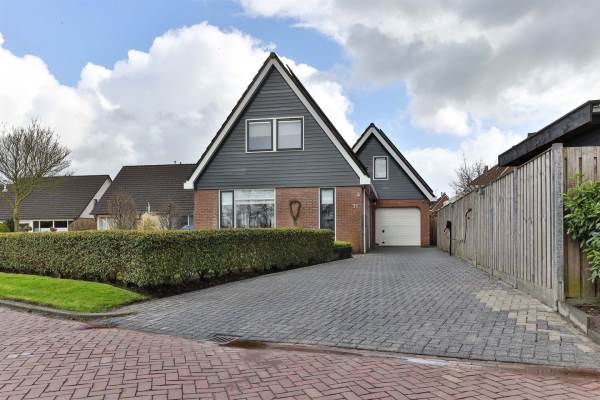 Woning De Nachtegaal 31 Surhuisterveen