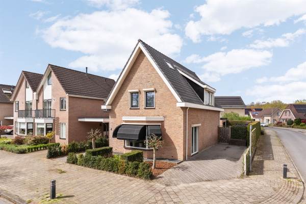 Woning Vleermuisstraat 4 Hengelo (OV)