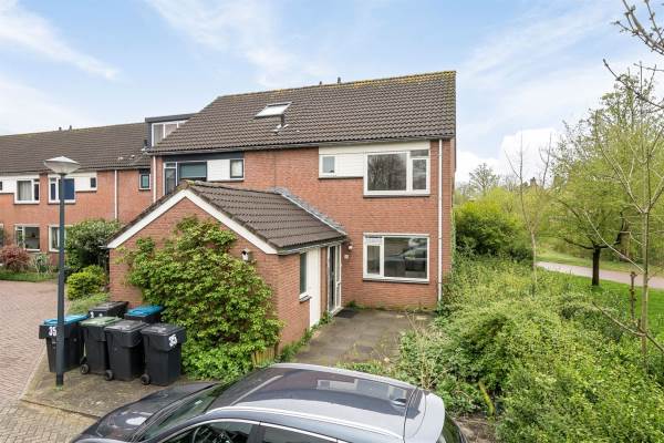 Woning Zalmforel 35 Leiden