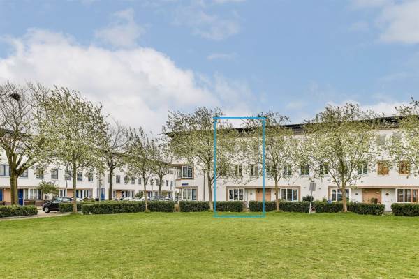 Woning Zeebruggeplein 1 Amsterdam