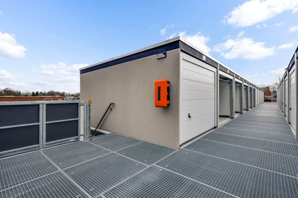 Garage Hoolstraat 21 139- 144 Weert