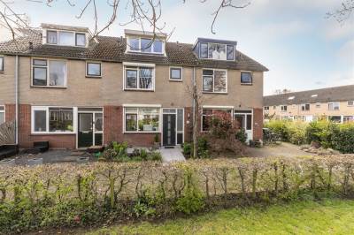 Woning Binnensingel 68 Strijen