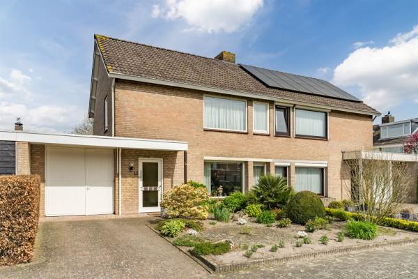 Woning Abraham Kuyperhof 11 Drunen