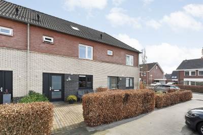 Woning Van Laarstraat 12 Hardenberg