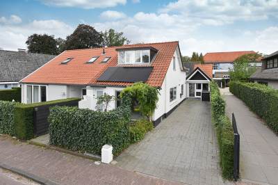 Woning Schoolpad 13 Laren (NH)