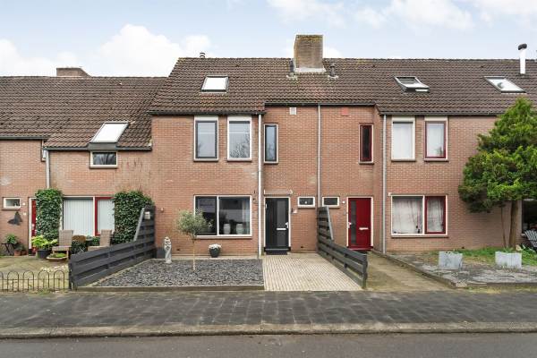Woning Dr. Albert Schweitzerlaan 20 Hardenberg