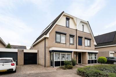Woning Achterste Monnikenland 19 Hoeven