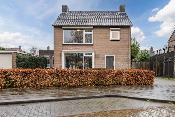 Woning Pastoor van Ierlandstraat 17 Oss