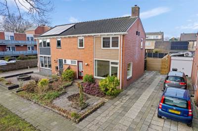 Woning Carel Hieronymuslaan 17 Leek